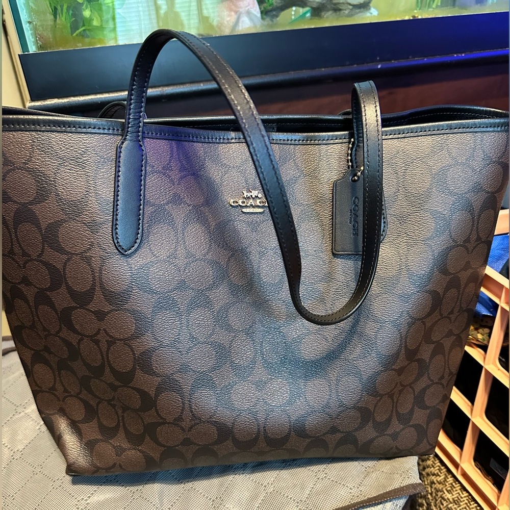 Coach Tote